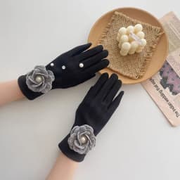 Women's Winter Outdoor Driving Warm Gloves Korean Wool Pearl Rhinestone Full Finger Plus Velvet Touch Screen Cashmere Gloves