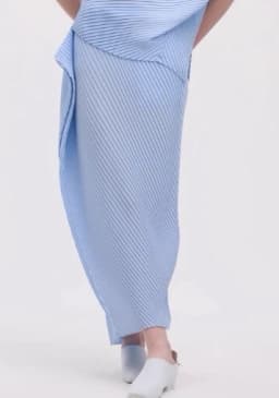 Pleated T-Shirt 2026 Summer New Japane Irregular Cut Pile Collar Top Simple Fashion Lightweight Wrinkle-Free Women Skirt