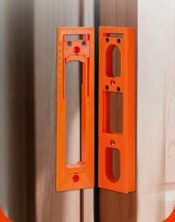 Hidden Hinge Router Jig Guide Template Carpenter Slotting Template for Installing Concealed 3D Hinge on Wooden Doors Frame