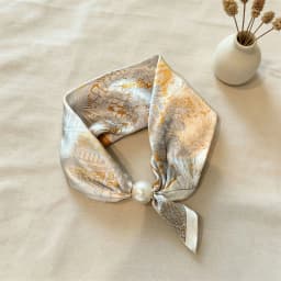 Spring Summer Thin Pearl Silk Scarves Magnetic Buckle Lazy Scarf Women Girls Sweet Elegant Pendant Collarbone Chain Neck Scarf