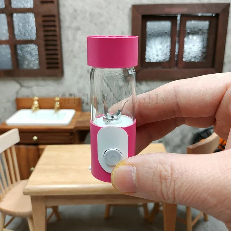 DollHouse Mini Power-driven Delicate Juicer Model Kitchen Accessories for True Cooking Furniture Decoration Children Gifts