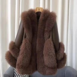 Whole Skin Fox Fur Grass Women's Mid length 2023 New Fur Integrated Sheep Skin White Duck Down Down Coat Winter