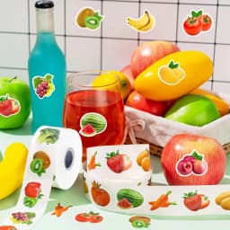 500 Pcs / roll 2.5cm Fruits and Vegetables Shaped Waterproof Sticker Sealing Sticker Decorative Sticker Label