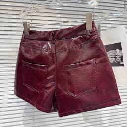DEAT 2025 Autumn Winter New Fashion Solid Color PU Leather Boot Short Pant For Women High Waist Versatile Shorts Female 11A07168