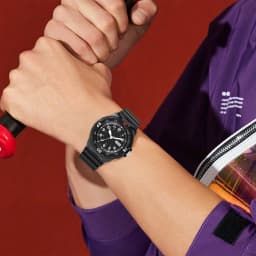 Student Watch 3ATM Waterproof Luminous Quartz Dial Rotatable Fashion Sports Watch Unisex