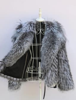 Genuine Women Fox Fur Short Coat Jacket With Big Collar 2026 Silver Red Fox Cozy Fuzzy Outerwear Luxury Casual Stripe Sexy Cloth