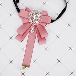 Gorgeous Bow Tie Vintage Luxury Lady Head Diamond Pearl Ribbon Tassel Brooch Chic Girls Elegant Costume Jewelry Collar Pin