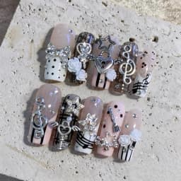 10PCS Musical Notes Retro Vintage Nail Art Y2K Gyaru French Handmade Press on Nails 3D Rose Lock Bow Pink Fake Nails Cute