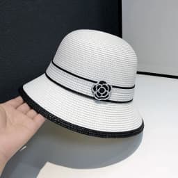 Women's New Spring Summer Straw Camellia Bucket Hat Sunscreen Hat Elegant Floral Elegant Straw Travel Beach Panama Cap