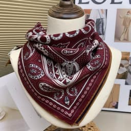 Retro Double-Sided Silk Wool Heart Nut Flower Large Square Scarf Multifunctional Winter Fashion Accessories for All Ages