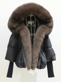 Female Large Fox Fur Collar Outerwear Thick Warm Fur Real Fur Coat Winter Jacket Women White Duck Down Jackets Hooded