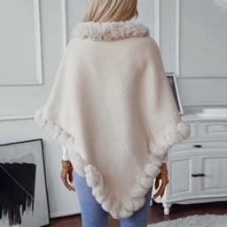 New In Winter Solid Color Fur Collar Pullover Shawl Women Fashion Thick Warm Knitted Poncho Casual Luxury Cape Outerwears