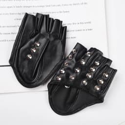 Women DS Half Palm Half Finger Rivets Gloves Nightclub Pole Dancing Stage Performance Fashion Personality Hip Hop Leather