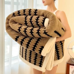 Double Layer Fleece Warm Winter Blanket Striped Thick Plush Blanket for Single Double Bed Multipurpose Sofa Throw Blanket Autumn