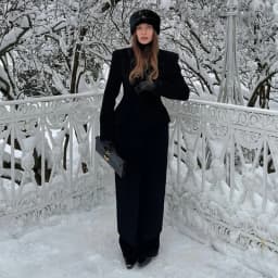 Elegant Hidden Button V-neck Long Coat Women Vintage Classic Waist-cinching Black Tweed Coats Lady Winter Chic Street Overcoats