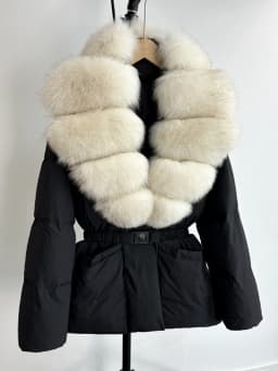 2025 Newest Winter Real Natural Huge Fox Fur Puffer Jacket Women Thicken Warm Belted 90% White Duck Down Coat Waterproof Parka