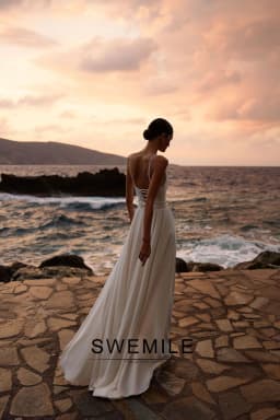BM Bridal Bohe A-line Wedding Dresses for Woman Pleated Lace up Sleeveless Robes De Soirée Drop Shipping Plus Size Customized