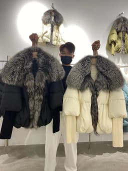 Janveny Large Real Silver Fox Fur Collar 2026 White Duck Down Jacket Women Winter Luxury Puffer Coat Oversize Feather Outwear