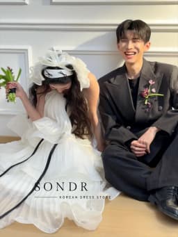 Sondr Customized Tiered Strapless Korean Wedding Dresses Photo Shoot Floor-Length Japanese Luxury Women Party Gown for Wedding