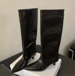 Punk-Style Belt Buckle Mid-Calf Boots for Women Square Heel Motorcycle Boots Pu Leather Pleated Boots Street Retro Riding Boots
