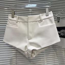 DEAT 2026 Spring New Items PU Leather Solid Color High Waist Shorts For Women Temperament Short Pants Female Fashion 11A02227