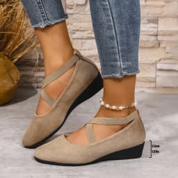 Women's Loafers with Cross-Strap Wedge Heel and Roman Retro Style High-Quality Plus-Size Solid-Color Casual Shoes for Comfort