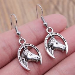 Vintage Lucky Horseshoe Pendant Dangle Drop Earrings For Women Girls Good Luck Jewelry Fashion Jewelry Gift