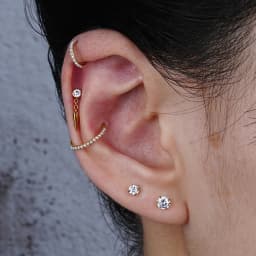 Right Grand ASTM F136 Titanium Bezel CZ Dangle Cone Labret Cartilage Earring Conch Helix Stud Tragus Spike Chain Drop Earring