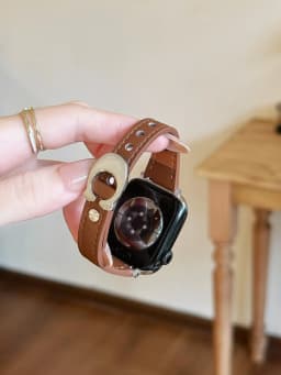 Luxury Leather Loop Correa for Apple Watch Band Women Strap 11/10/9/8/7/6/5/4/3/2 38mm 40mm 41mm 42mm 44mm 45mm 46mm 49mm