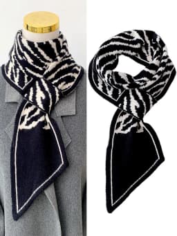 Women Knitted Scarf Autumn Winter Thick Warm Double Knit Instant Scarf Fashion Plaid Angled Scarves Outdoor Triangle Neck Scarf