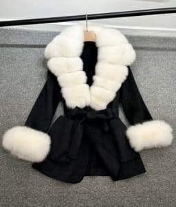 Lagabogy 2025 Large Natural Fox Fur Collar Cuffs Winter Cashmere Wool Blends Women Slim Fit Suit Double Sided Woolen Trench Coat