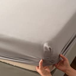High Quality Fitted Sheet - Microfiber Soft Touch, Deep Pocket 25cm, Wrinkle Free Anti-Slip, Solid Color Twin/Full/Queen/King