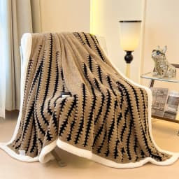 Double Layer Fleece Warm Winter Blanket Striped Thick Plush Blanket for Single Double Bed Multipurpose Sofa Throw Blanket Autumn