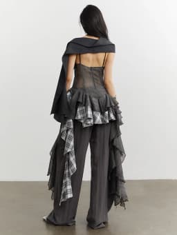 [EAM] Women Gray Plaid Ruffles Irregular Spaghetti Strap Dress New V-Neck Sleeveless Fashion Tide Spring Autumn 2026 1DJ3758