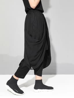 [EAM] High Elastic Waist Black Irregular Long Harem Trousers New Loose Fit Pants Women Fashion Tide Spring Autumn 2026 1DE7835
