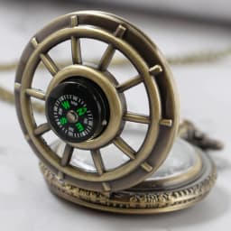 Exquisite Compass Design Vintage Hollow Skeleton Pocket Watch Black Starry Round Dial Antique Pendant Clock Retro Gifts Unisex
