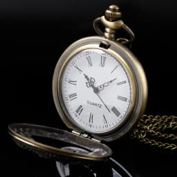 Antique Exquisite Flying Dragon Embossed Quartz Pocket Watch Men's Necklace Pendant Clock Women's Jewelry Accessories Gift