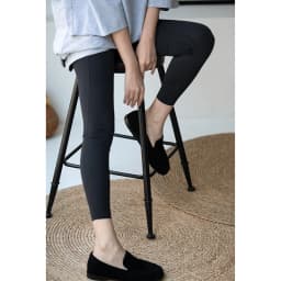 K17009 Comfortable Elastic Slim-Fit Leggings with Hidden Pockets and Wide Waistband for Tummy Control, Suitable for Women to Wear in All Seasons