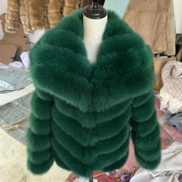 QUEENTINA Winter New Women's Real Fox Fur Coat With Collar Overcoat Leather Female Natural Plus Size