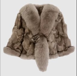 Autumn and Winter Real Fox Fur Coat Shawls Neckline Jacket Women Natural Fur Vest Shawl Short Trend Personality Lady Fur Poncho