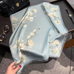 100% Silk Scarf Plum Blossom Pattern Square Scarves for Women Wrap Kerchief Mulberry Silk Bandana Fashion Luxury Headband Hijab