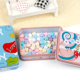 1Pc New Vintage Cartoon Tin Box Sealed Jar Packing Boxes Sewing Accessories Jewelry Candy Coin Storage Gift Small Storage Box