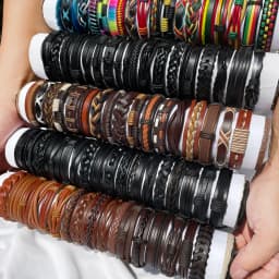 25Pcs/lot Wholesale Random Retro Multi-layer Leather Bracele Men Women Handmade Charm Bracelet Wrap Jewelry Festive Women Gift
