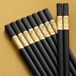 5 Pairs 24cm Reusable Chopsticks Sushi Sticks Non-Slip Chopstick Korean Japanese Food Chinese Wood Chopsticks Set