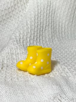 1:12 Miniature Realistic Silicone Rain Boots Suitable for Mini House Decoration