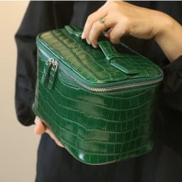 Cowhide Leather Crocodile Pattern Makeup Bag New Free Initials Travel Portable Toiletry Bag Large Capacity Storage Cosmetic Bag