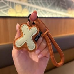 Mixed Color Pu Leather Letter Key Chains A-Z Initial Alphabet Pendant Wristband Key Ring Bag Tag Ornaments Christmas Party Gifts