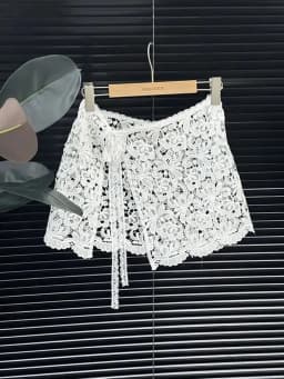 Ele Water-Soluble Lace Apron Skirt Multi-Layered Wear Ladies High Waist A-Line  Skirt Slimming Butt Covering Design