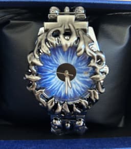 Classic Retro Claw Alabaster Style Y2K Watches For Men European and American Watch Fashion Cool Alien Advanced Ins Niche Design