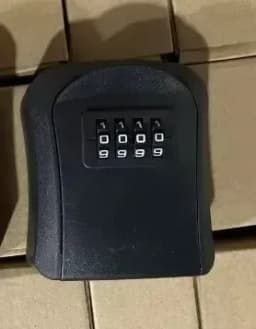 Key Keeper Combination Lock Wall Mounted Waterproof 4 Digits Passwords 5 Keys Storage Box Easy to Fix Home Or Office safe box
